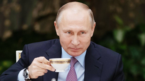 Владимир Путин побеждает на выборах с 87% голосов — данные экзитпола ВЦИОМ.