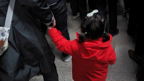 В Китае женщина похитила 11-летнюю девочку для своего 27-летнего сыночки