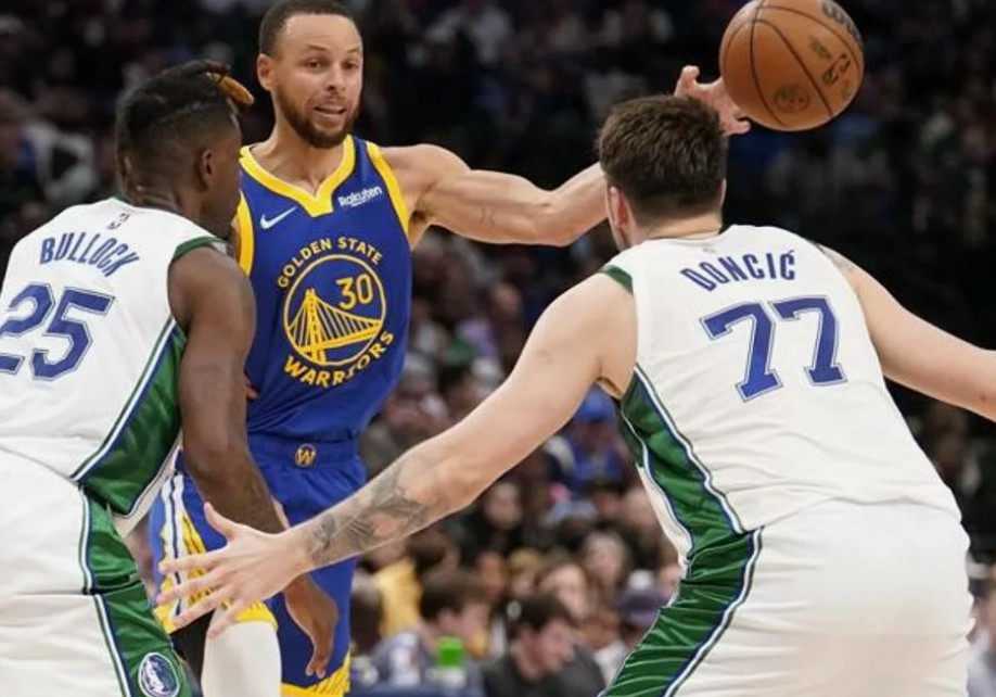 Баскетбол. НБА. Голден Стэйт Уорриорз — Даллас Маверикс. Прогноз: Фора 2 (+9.5)