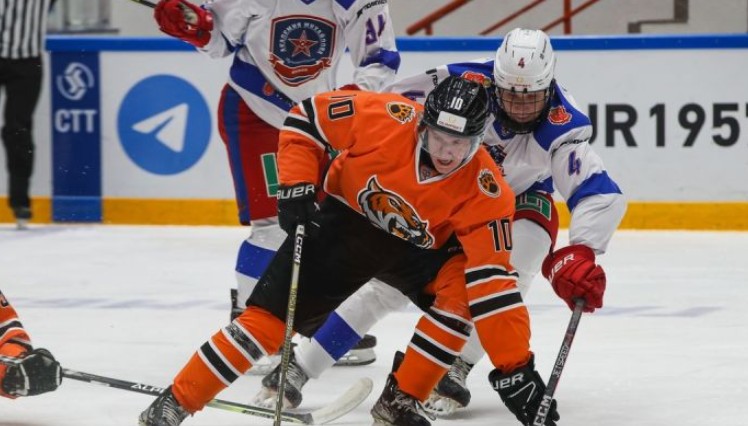 Хоккей. МХЛ. Атлант U20 — Амурские Тигры U20. Прогноз: Тотал (5) Б