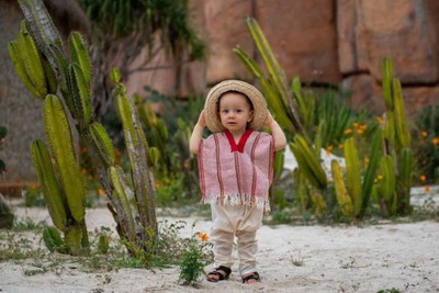 Двухлетний мальчик из Татарстана стал самым юным кругосветным путешественником.
