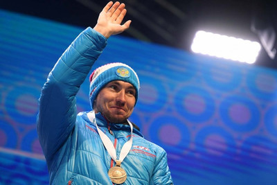 Россиянин добыл золото на этапе Кубка мира по биатлону