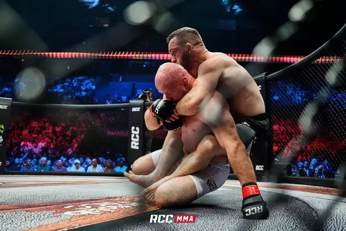 RCC 22: Белаз одержал победу над Штормом Шлеменко. Полный бой