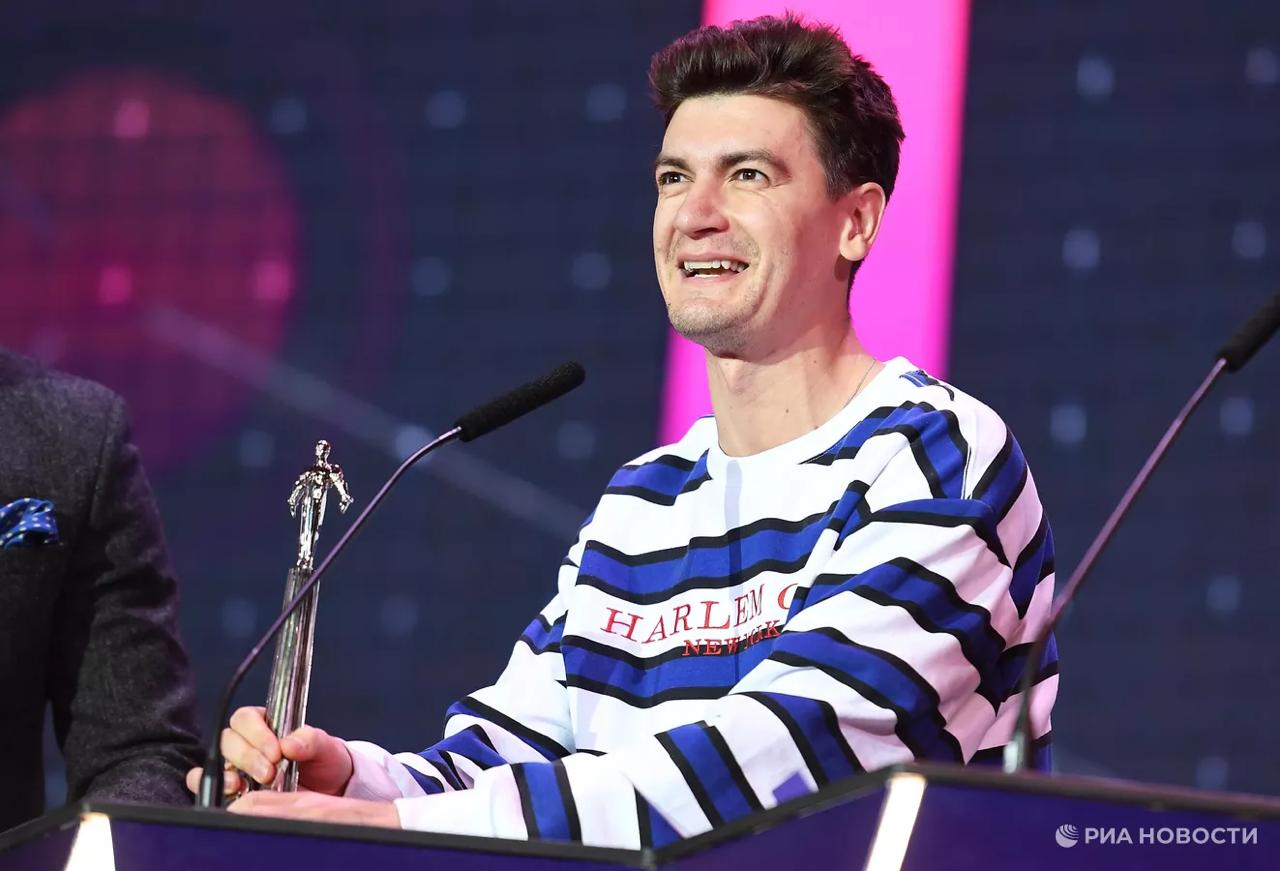 Александр Гудков получил штраф 11 тысяч за клип «Я узкий»