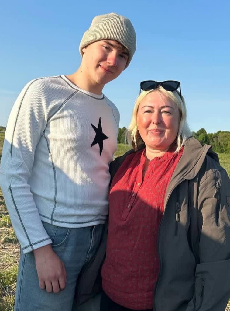 Мама Теслонда обвинила Барашик в попытке довести сына до суицида