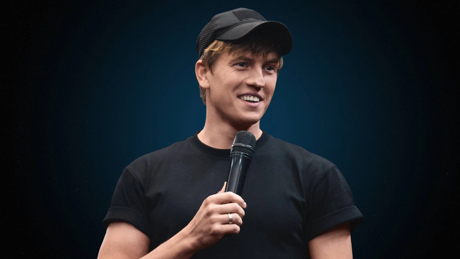 Билеты на концерты комика Алексея Щербакова исчезли из продажи в нескольких городах России