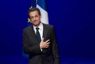 Бывший президент Франции Николя Саркози осужден за коррупцию и торговлю политическим влиянием.