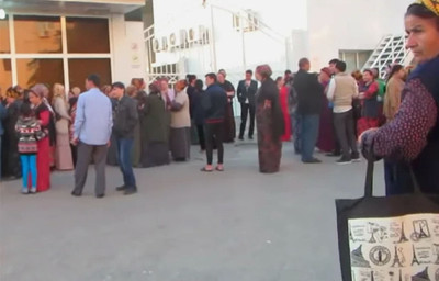 В Туркмении запретили очереди более 4-х человек