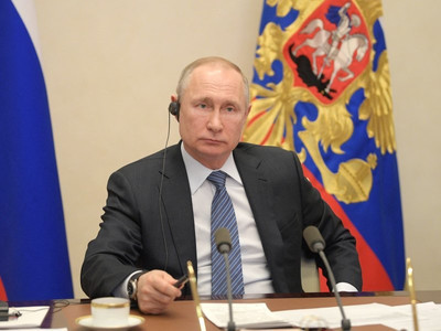 Владимир Путин поручил предоставить регионам дополнительную финансовую помощь.