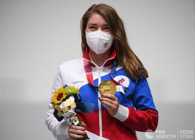 Наша первая победа на Олимпиаде: Виталина Бацарашкина победила в стрельбе из пневматического пистолета с 10 метров.
