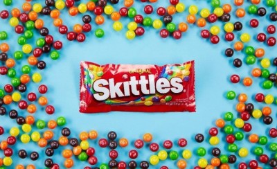 Skittles получил иск из-за отравляющей добавки