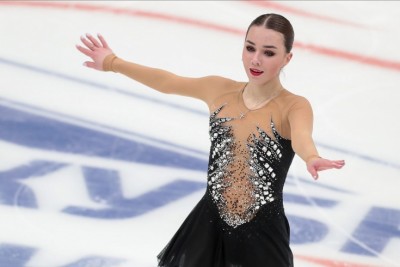 Елизавета Нугуманова выступила на льду в украшениях за 1.7 млн. руб.