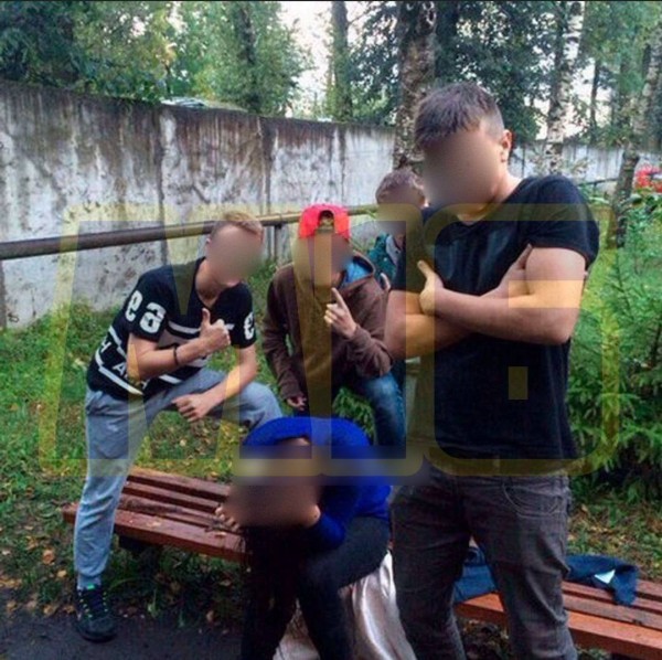 Шестеро подростков полгода толпой насиловали семиклассницу в Ростовской области.