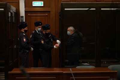 В Московском городском суде слушается апелляция на приговор актёра Михаила Ефремова.